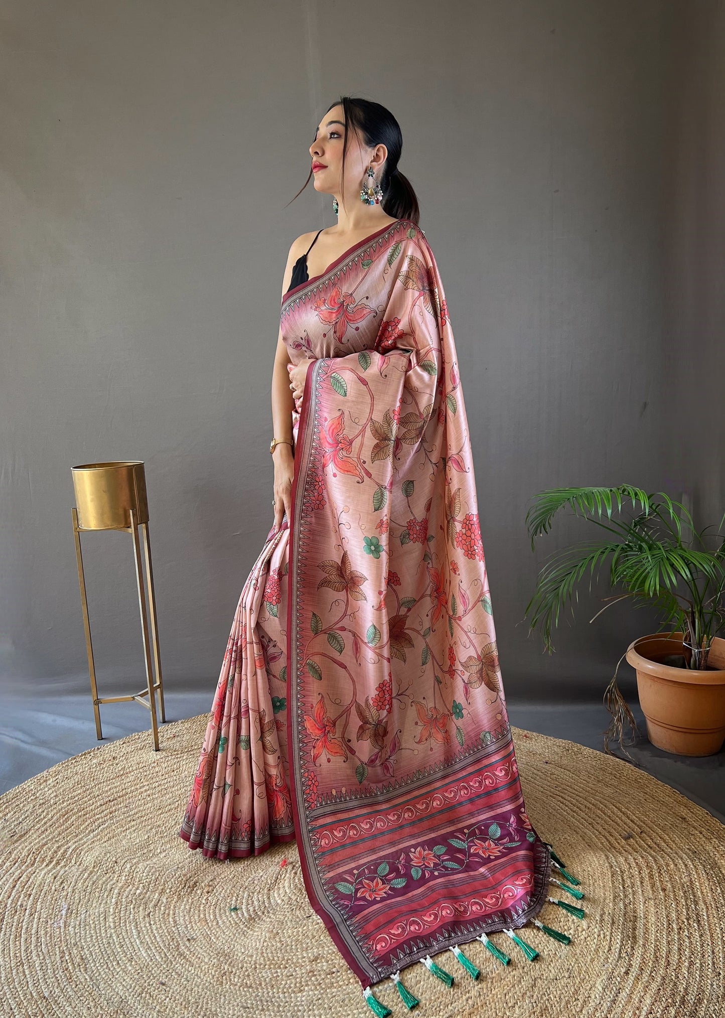 Stylish Digital Print Design Pink Color Silk Saree