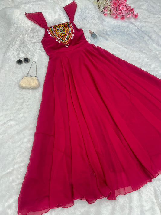 Amazing Mirror With Kodi Work Pink Color Gown