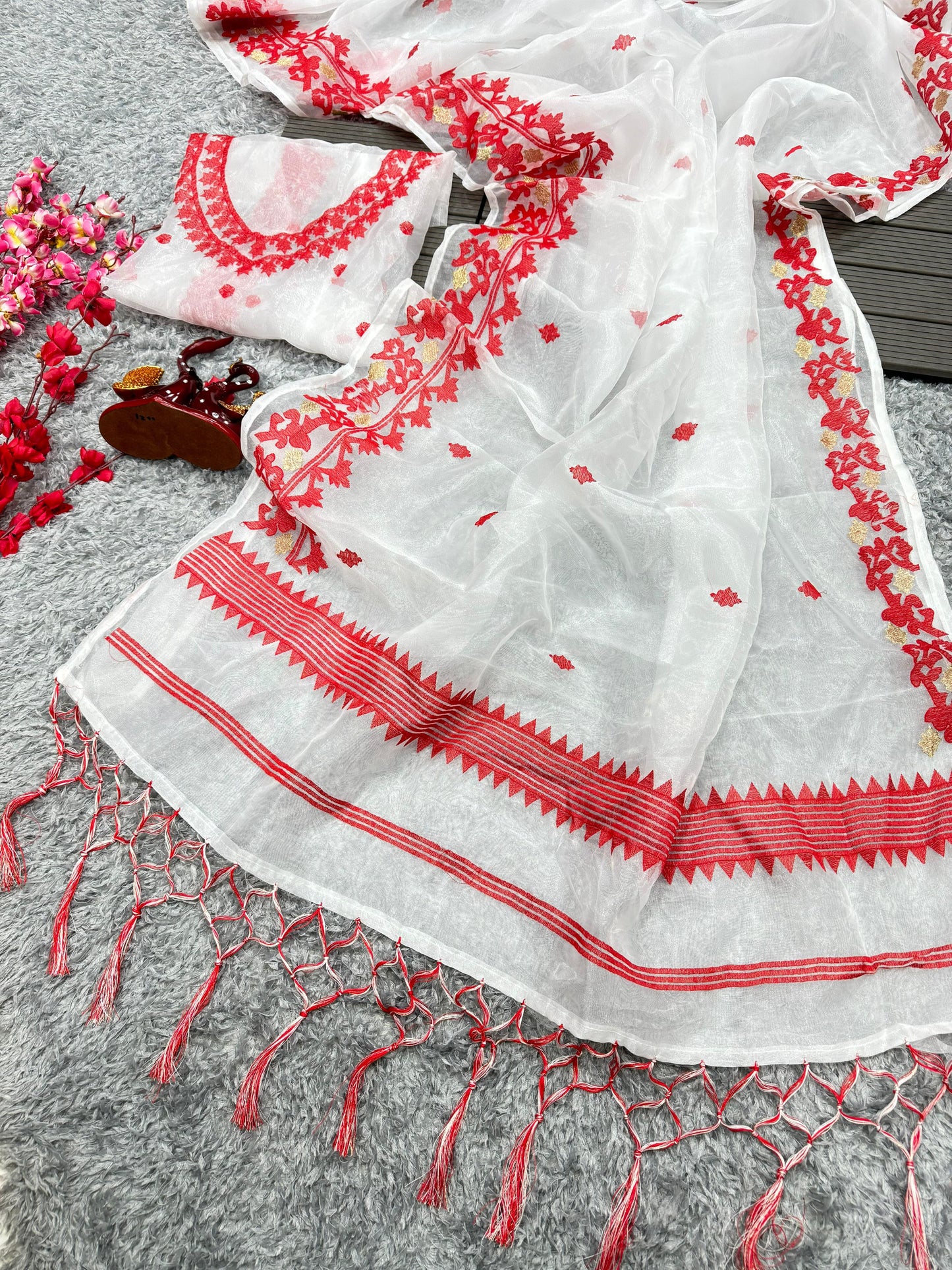 Beautiful Red Motif Embroidery Work White Organza Saree