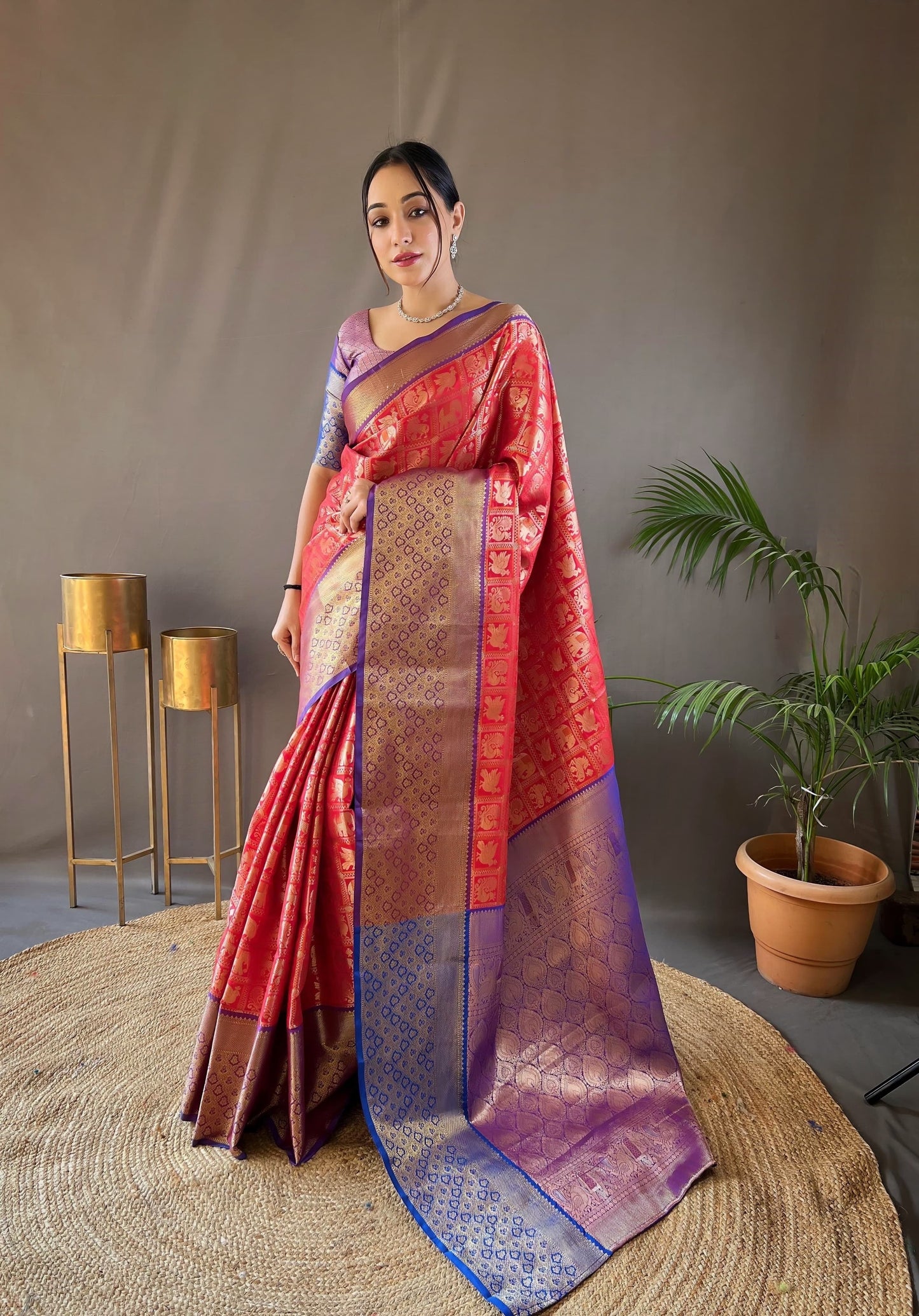 Function Wear Red Color Contrast Weaving Pallu Silk Saree