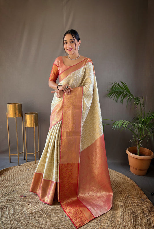 Function Wear Cream Color Contrast Weaving Pallu Silk Saree